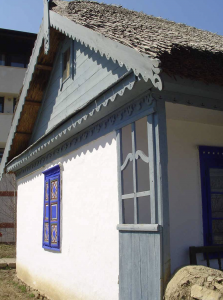 Photo 11. A house in Jurilovca, Dobrogea county, with a thatch roof. Village Museum, Bucharest. Photo: Ana-Maria Dabija.